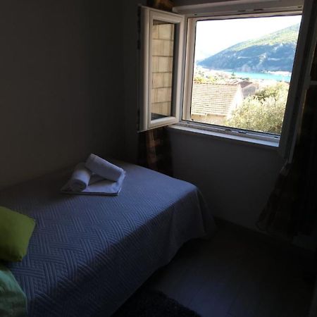 Tranquility And Nature In 4 Bedroom With Sea View Mokošica Dış mekan fotoğraf