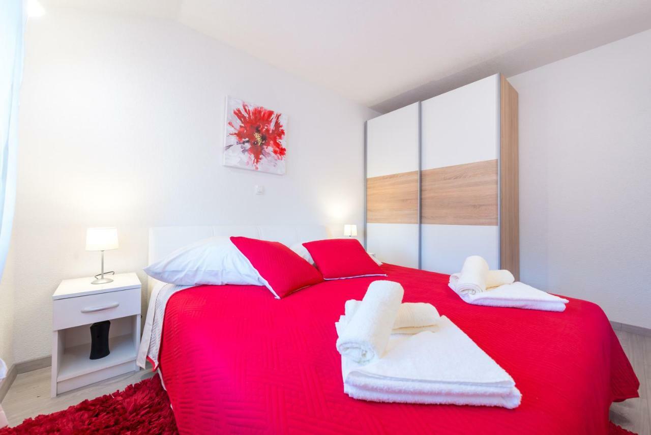 Tranquility And Nature In 4 Bedroom With Sea View Mokošica Dış mekan fotoğraf