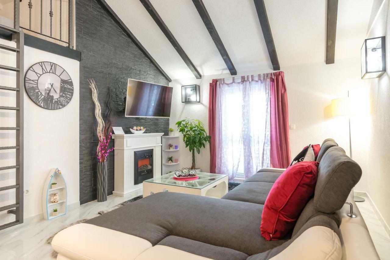 Tranquility And Nature In 4 Bedroom With Sea View Mokošica Dış mekan fotoğraf