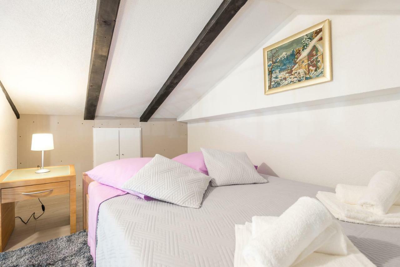 Tranquility And Nature In 4 Bedroom With Sea View Mokošica Dış mekan fotoğraf